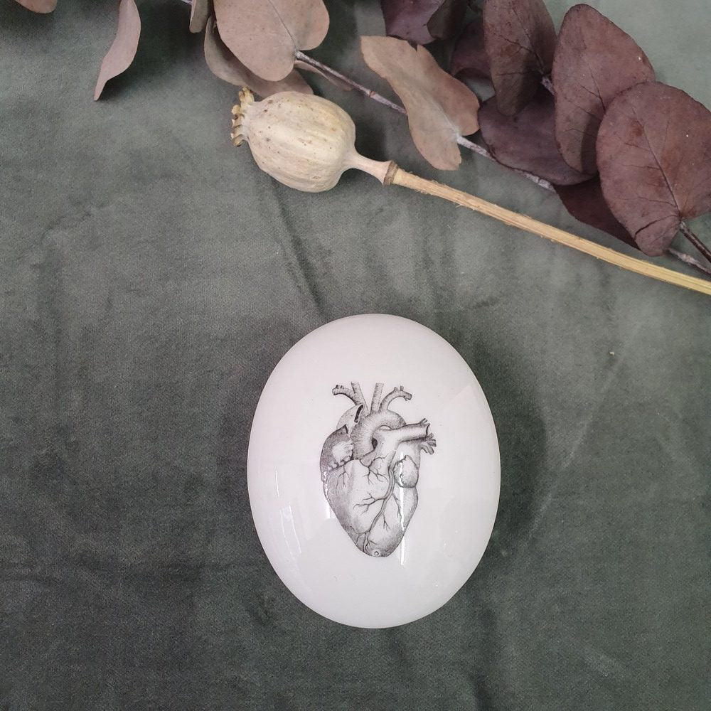 Heart - Oval porcelain box