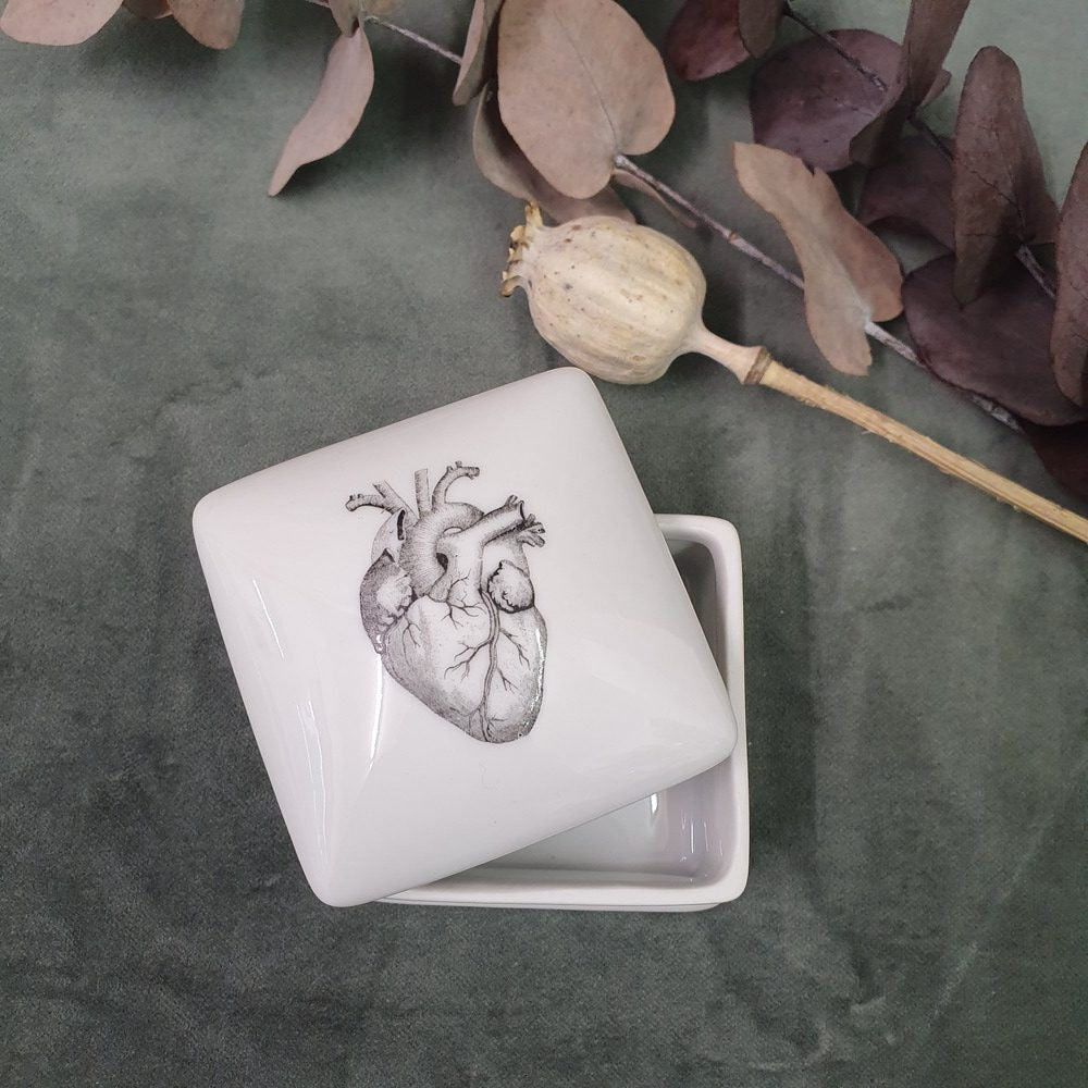 Heart - Square porcelain box