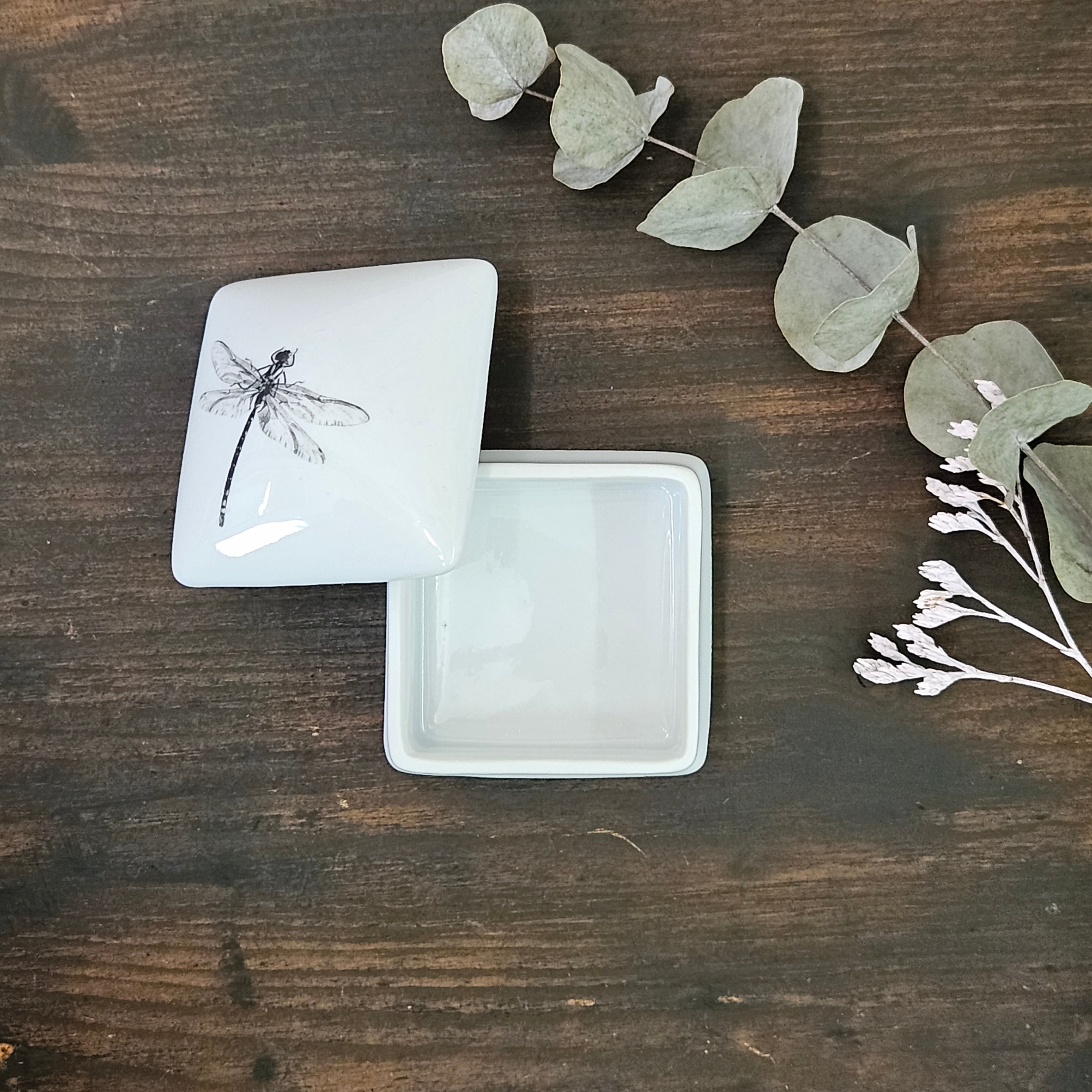 Dragonfly - Square porcelain box