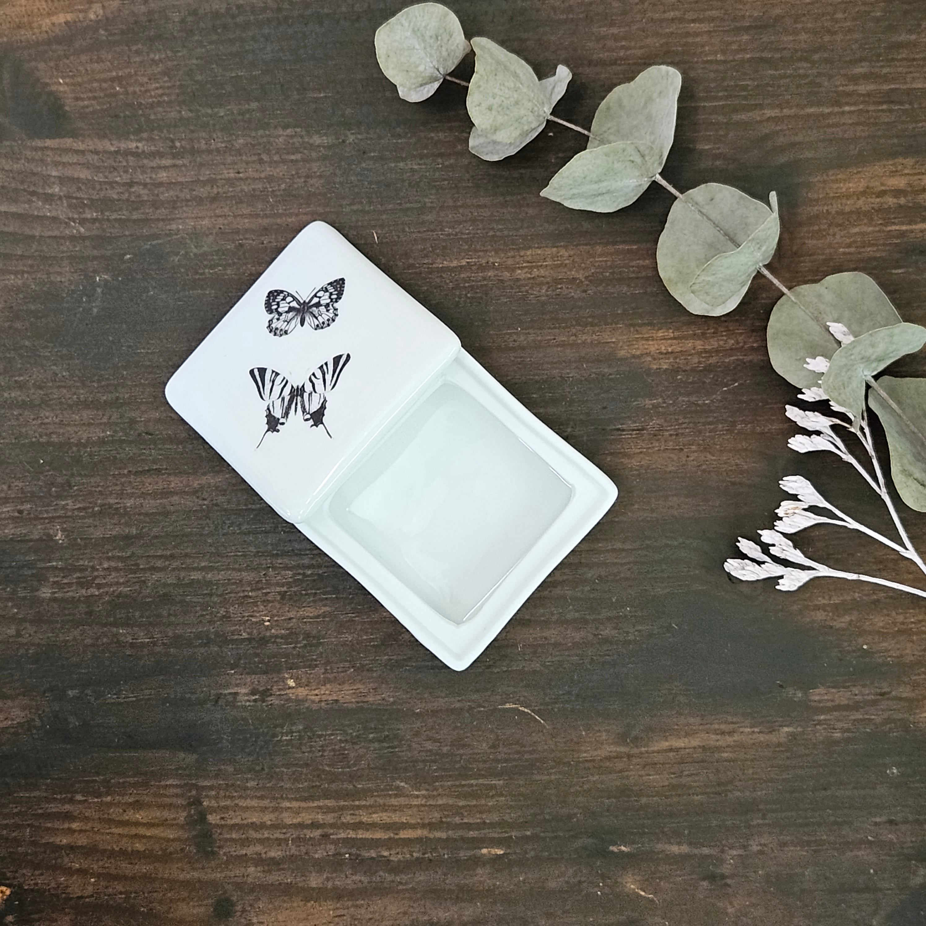 Double Butterfly - Mini square porcelain box
