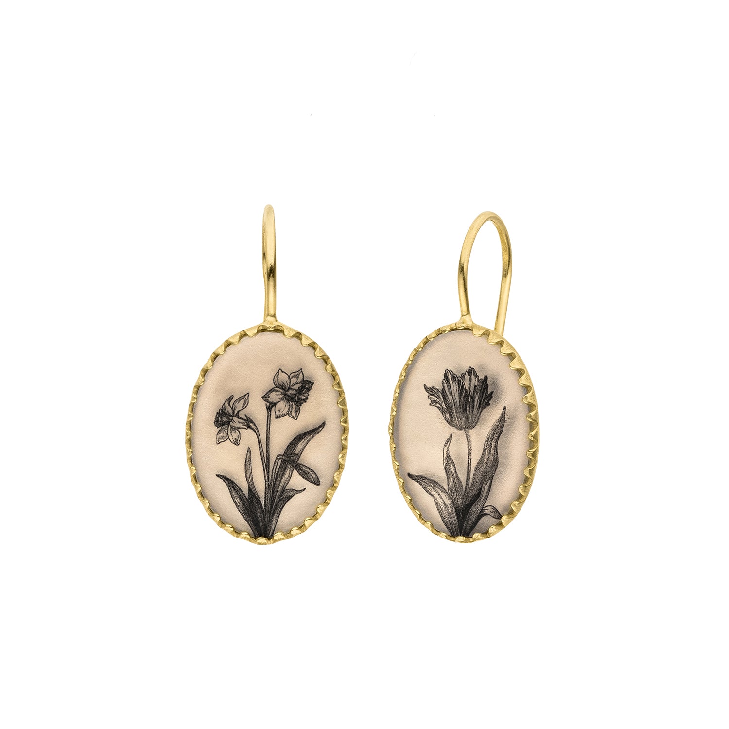 The Daffodil Maxi Victoria Earhangers