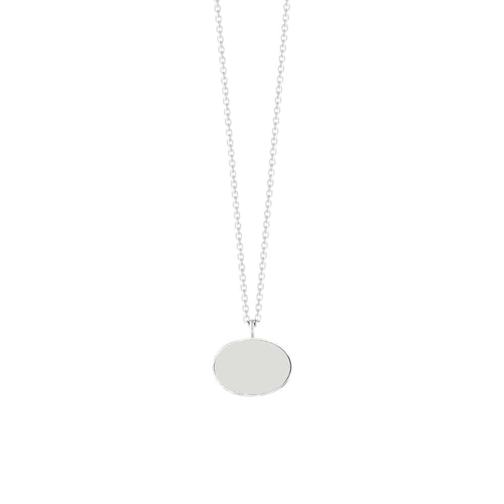 The Basic Oval Pendant Necklace